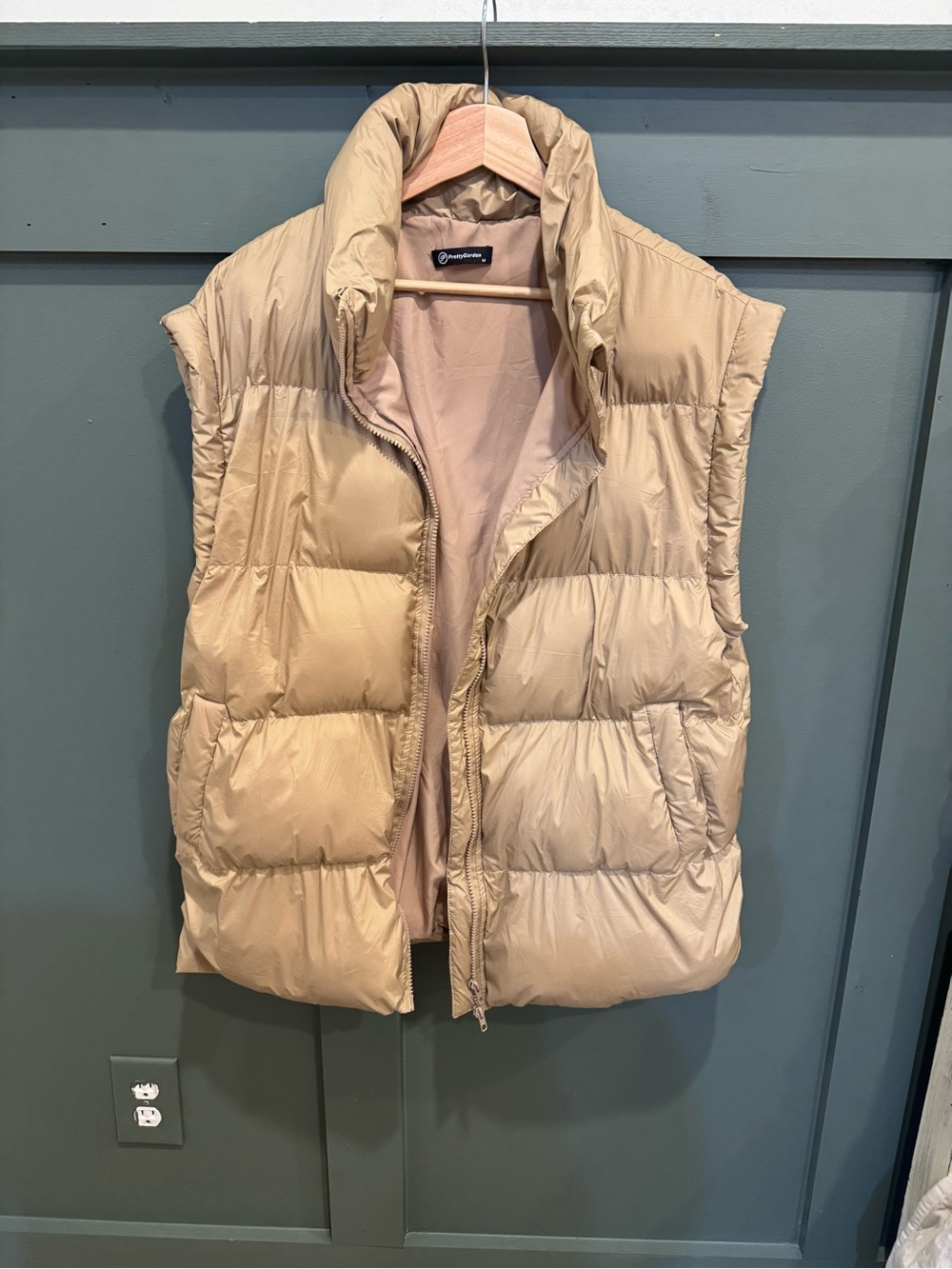 Quilted Puffer Vest - Beige